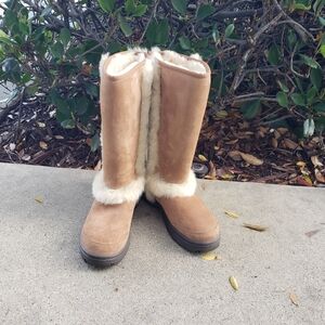 UGG Sunburst Tall Chestnut New in Box
